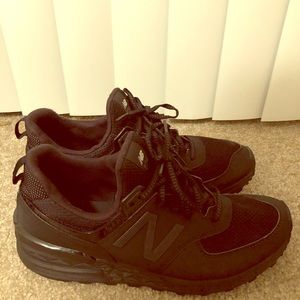 New Balance Size9 walking sneakers